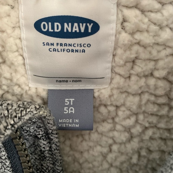 Boys size 5T Old Navy Coat - Picture 2 of 4